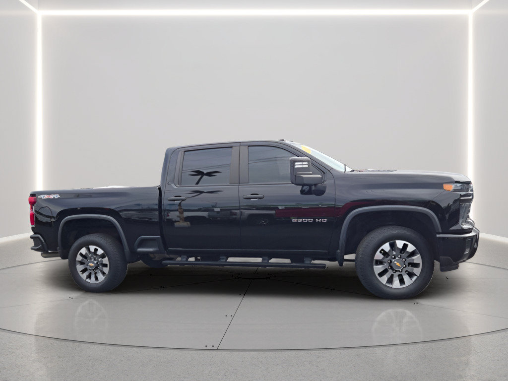 Certified 2024 Chevrolet Silverado 2500 Custom AWD/4WD image 4