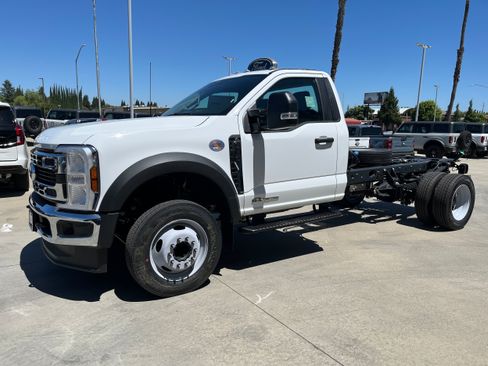 New 2026 Ford F550 2WD Regular Cab Super Duty image 2