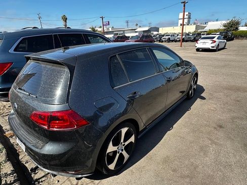 Used 2015 Volkswagen GTI SE FWD image 19