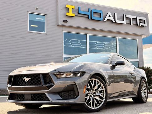 Used 2024 Ford Mustang GT Premium RWD image 1