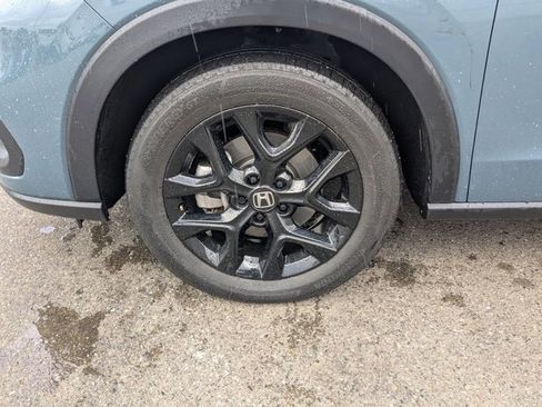 Used 2024 Honda HR-V Sport image 19