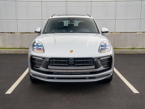 New 2026 Porsche Macan Turbo image 6