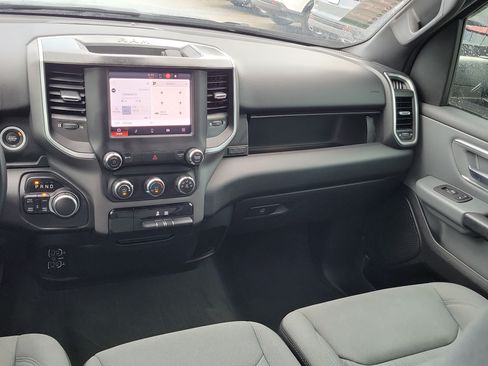 Used 2022 RAM 1500 Big Horn AWD/4WD image 19