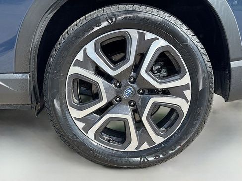 Used 2024 Subaru Ascent Touring AWD/4WD image 34