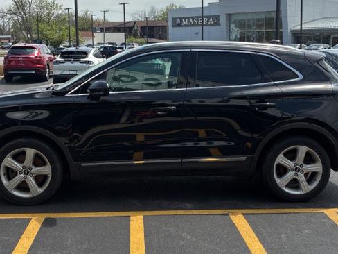 Used 2016 Lincoln MKC Premiere FWD image 2