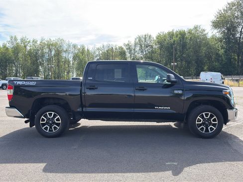 Used 2020 Toyota Tundra SR5 w/ TRD Off-Road Plus Package AWD/4WD image 26