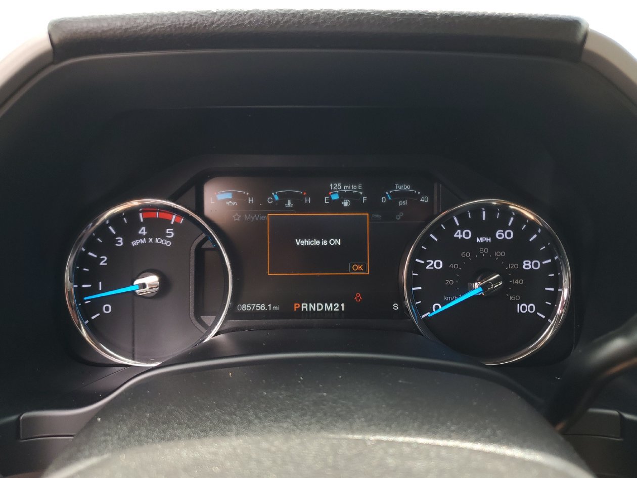 Used 2017 Ford F250 Lariat w/ Lariat Ultimate Package AWD/4WD image 31