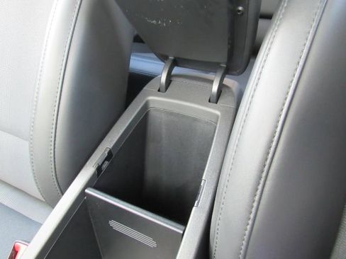 Used 2023 Kia Niro EX Touring image 54