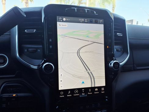 Used 2024 RAM 2500 Laramie w/ Night Edition image 22