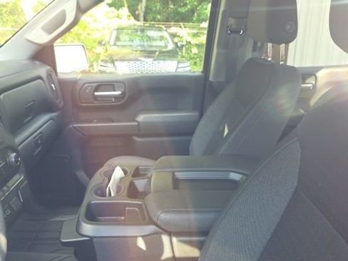 Used 2026 Chevrolet Silverado 1500 Custom AWD/4WD image 17