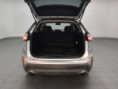 Used 2019 Ford Edge SEL image 29