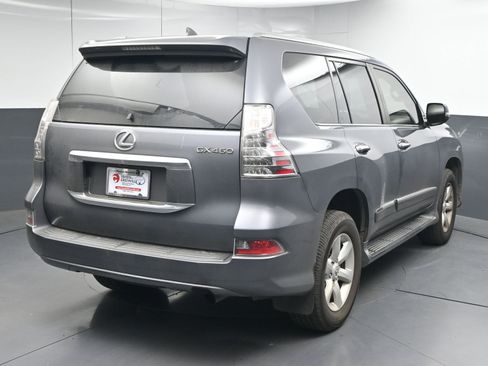 Used 2017 Lexus GX 460 image 4
