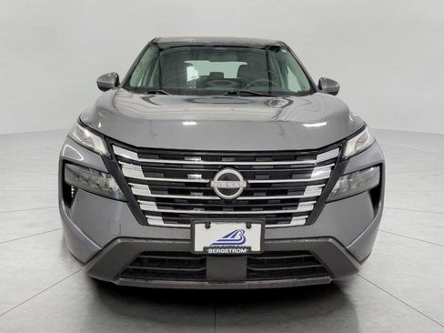 Used 2024 Nissan Rogue SV image 13