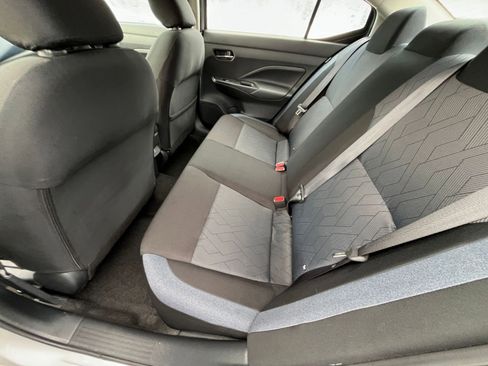 Used 2025 Nissan Versa SV image 24