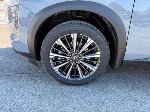 New 2026 Nissan Pathfinder Platinum w/ Cargo Package image 9