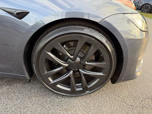 Used 2023 Tesla Model S Plaid image 38