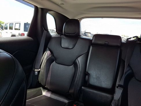 Used 2022 Jeep Cherokee Latitude Lux w/ Sun & Sound Group AWD/4WD image 19