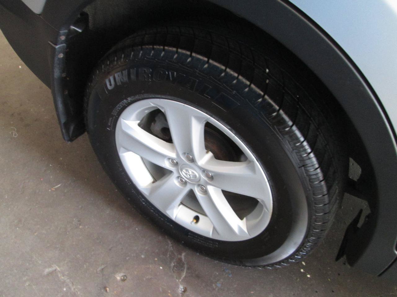 Used 2014 Toyota RAV4 XLE AWD/4WD image 28