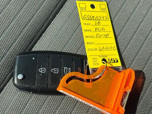 Used 2016 Kia Forte LX w/ LX Popular Plus Package FWD image 34