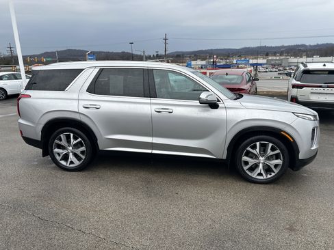 Used 2022 Hyundai Palisade SEL w/ 8P Bench Seat Package image 6