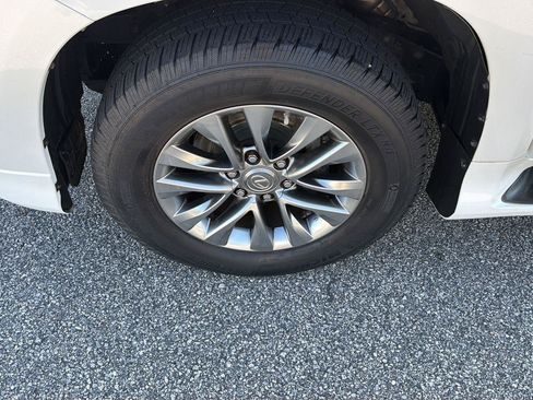 Used 2018 Lexus GX 460 Luxury AWD/4WD image 41