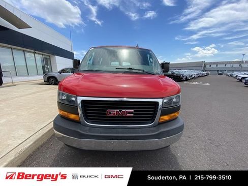 Used 2020 GMC Savana 3500 w/ Driver Convenience Package RWD image 5