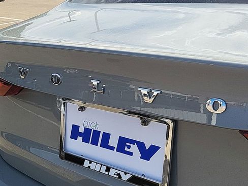 Used 2024 Volvo S60 B5 Core image 29