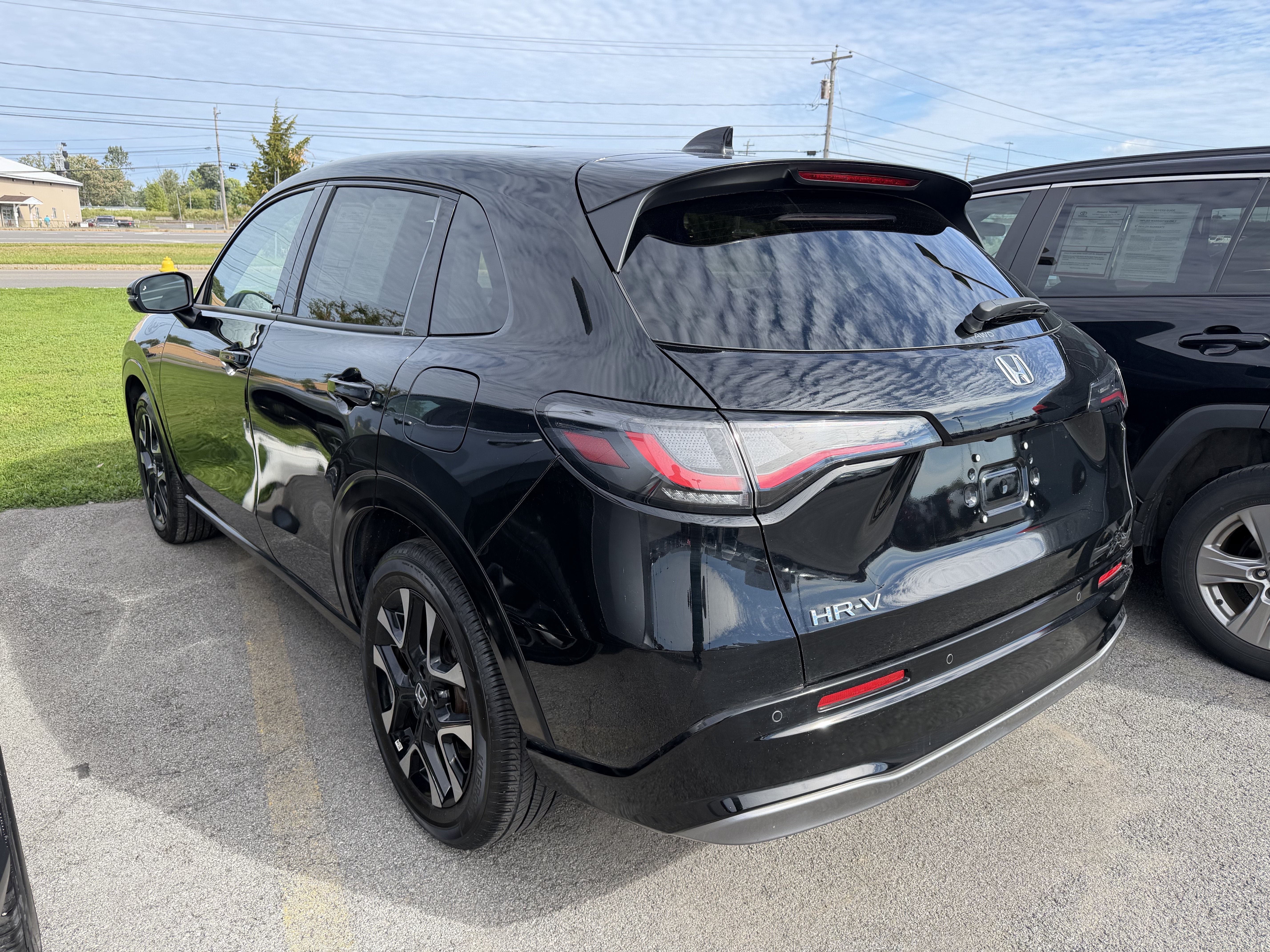 Used 2026 Honda HR-V EX-L image 6