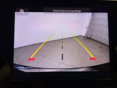 New 2025 Jeep Grand Cherokee Altitude image 12