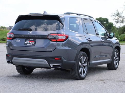 Used 2024 Honda Pilot Elite image 9