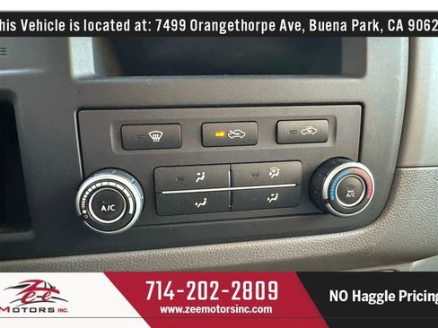 Used 2015 Nissan NV 2500 SV image 28