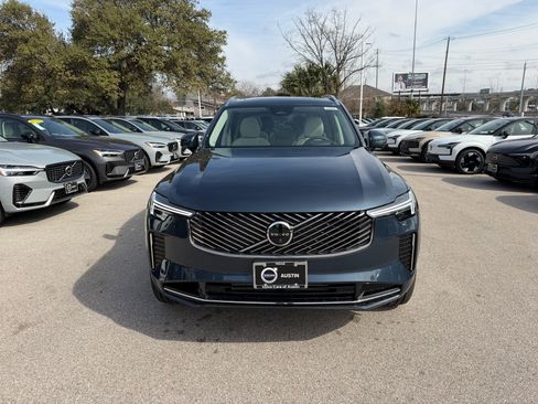 New 2026 Volvo XC90 T8 Ultra w/ Protection Package Premier image 6