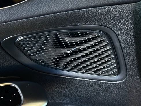 Used 2025 Mercedes-Benz C 300 Sedan image 13