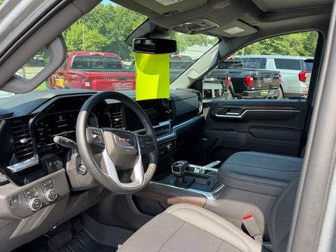 Used 2026 GMC Sierra 1500 SLT w/ SLT Premium Plus Package AWD/4WD image 15