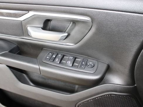 Used 2024 RAM 1500 Big Horn AWD/4WD image 23