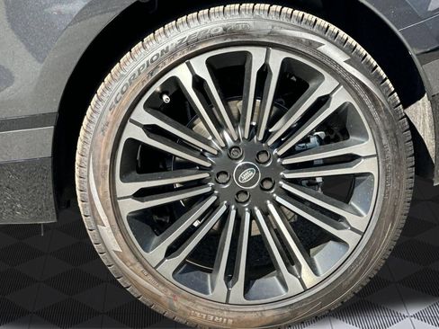 New 2026 Land Rover Range Rover Velar Dynamic SE AWD/4WD image 27