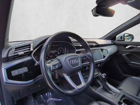 Used 2021 Audi Q3 2.0T Premium w/ Convenience Package AWD/4WD image 10