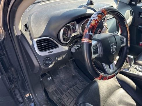 Used 2019 Dodge Journey GT image 17