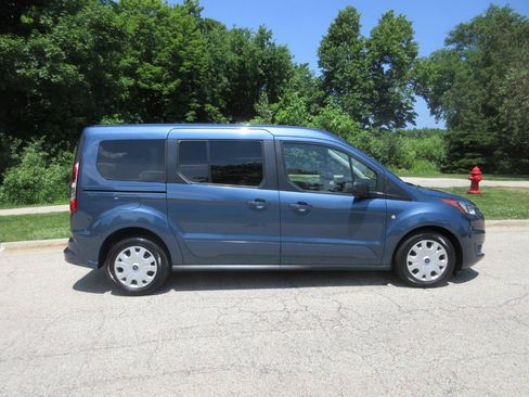Used 2022 Ford Transit Connect XLT FWD image 8