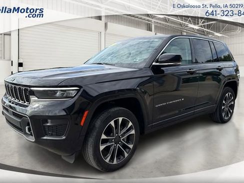 Used 2022 Jeep Grand Cherokee Overland w/ Adv Protech Group III image 8
