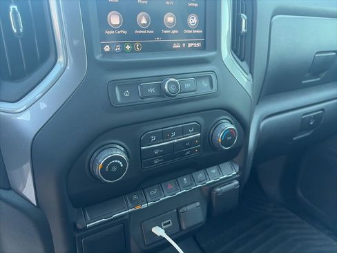 Used 2022 Chevrolet Silverado 1500 Custom w/ Safety Confidence Package image 14