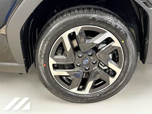 Used 2026 Subaru Forester Limited AWD/4WD image 33