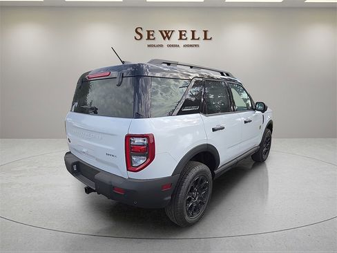 New 2025 Ford Bronco Sport Badlands image 4