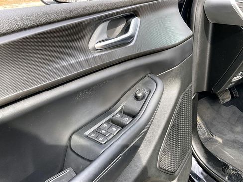 Certified 2023 Jeep Grand Cherokee Laredo image 32