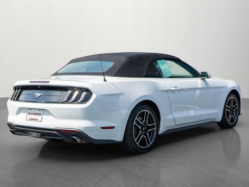 Used 2022 Ford Mustang Premium RWD image 7