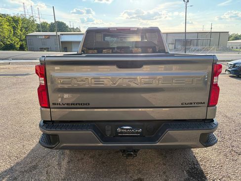 Used 2021 Chevrolet Silverado 1500 Custom AWD/4WD image 6