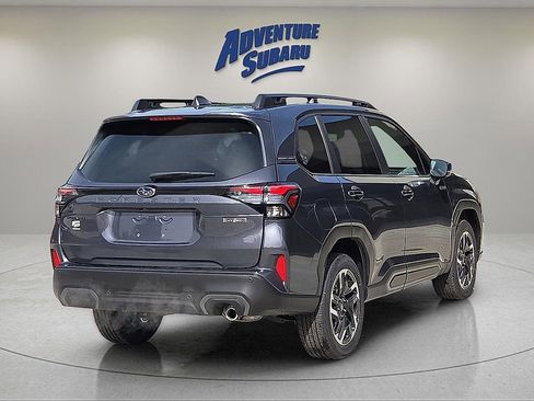 Used 2025 Subaru Forester Limited image 6