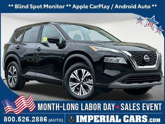 Used 2023 Nissan Rogue SV image 1