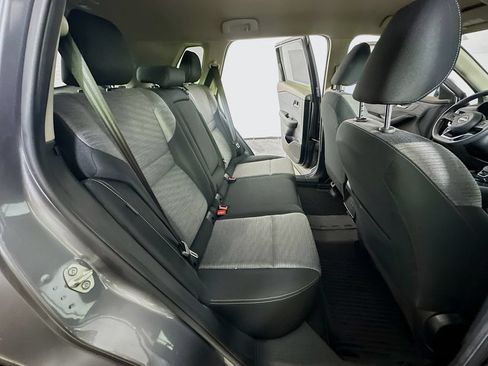 Used 2023 Nissan Rogue SV FWD image 11