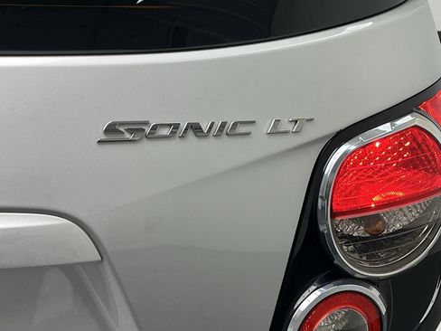 Used 2014 Chevrolet Sonic LT image 22